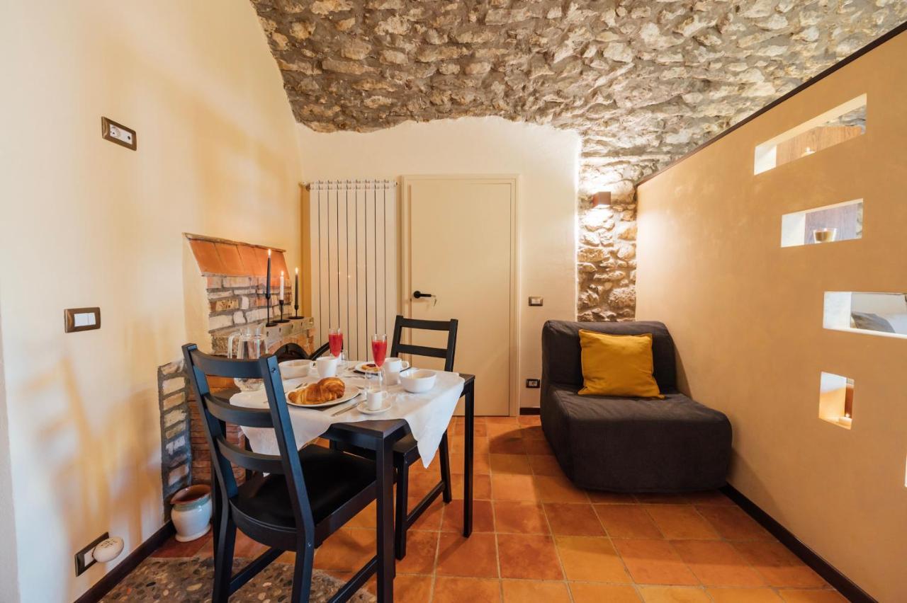 Vicolo72 Hotell Calitri Eksteriør bilde