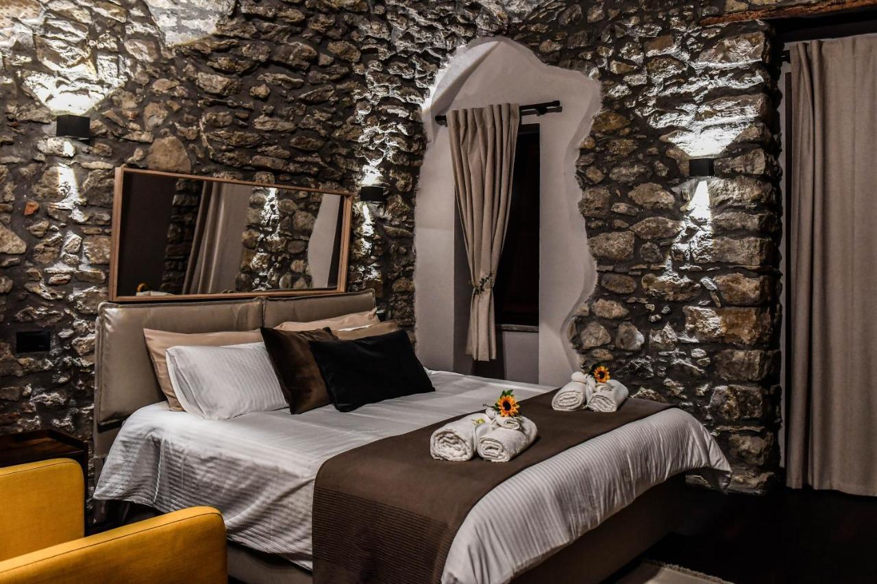 Vicolo72 Hotell Calitri Eksteriør bilde
