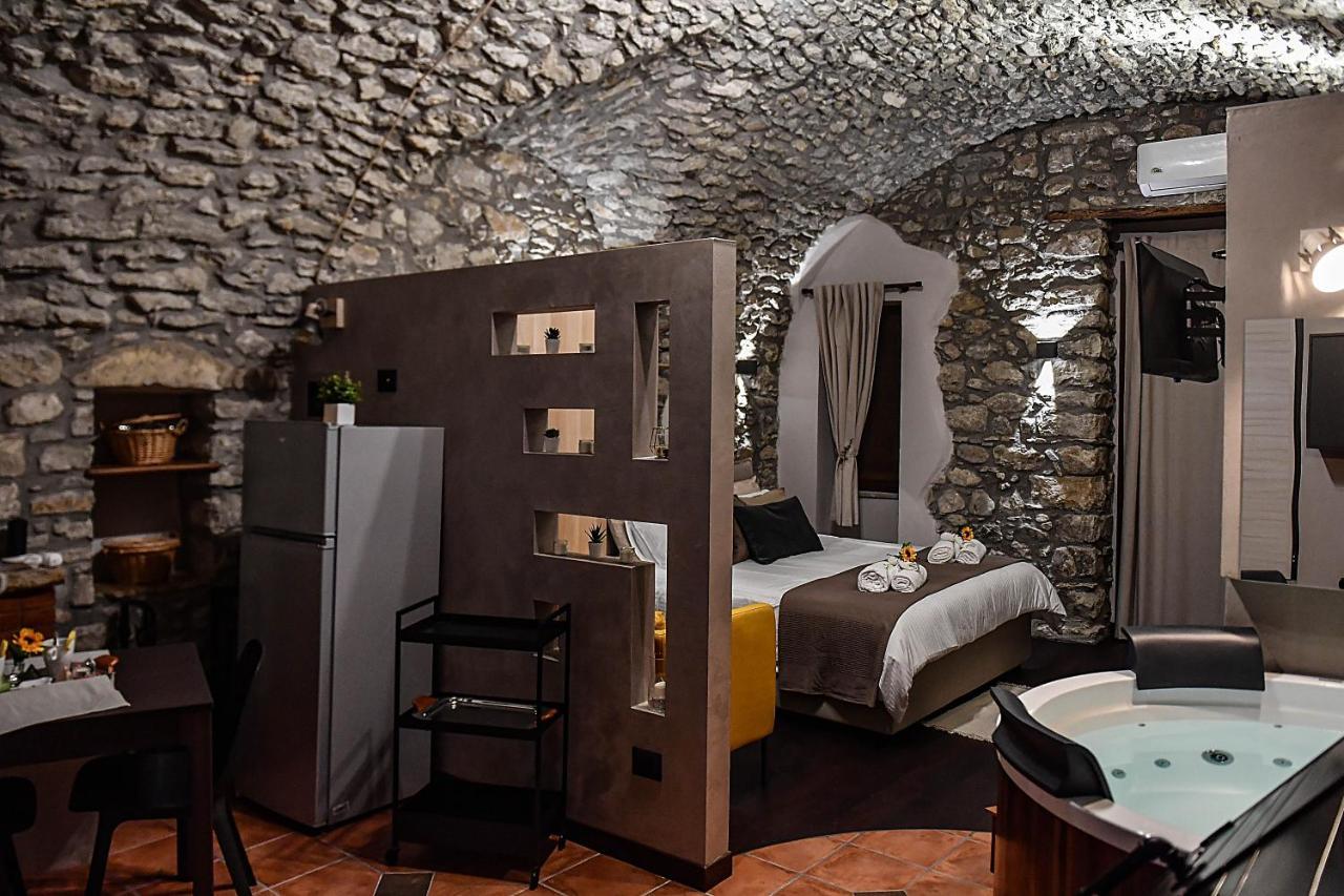 Vicolo72 Hotell Calitri Eksteriør bilde